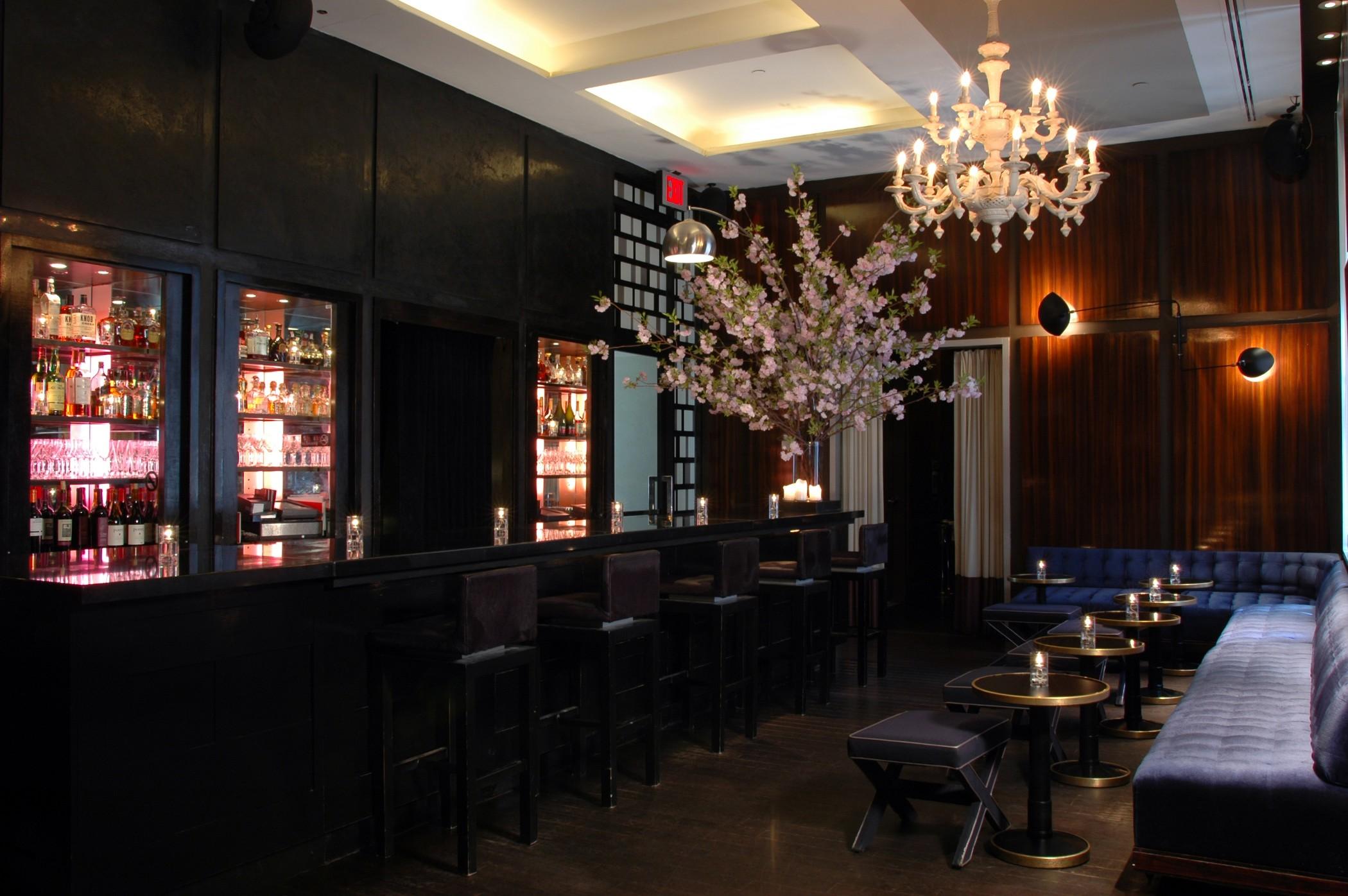 โรงแรมซิกซ์ตี้ โซโห นิวยอร์ก ภายนอก รูปภาพ The bar at the Standard East Village